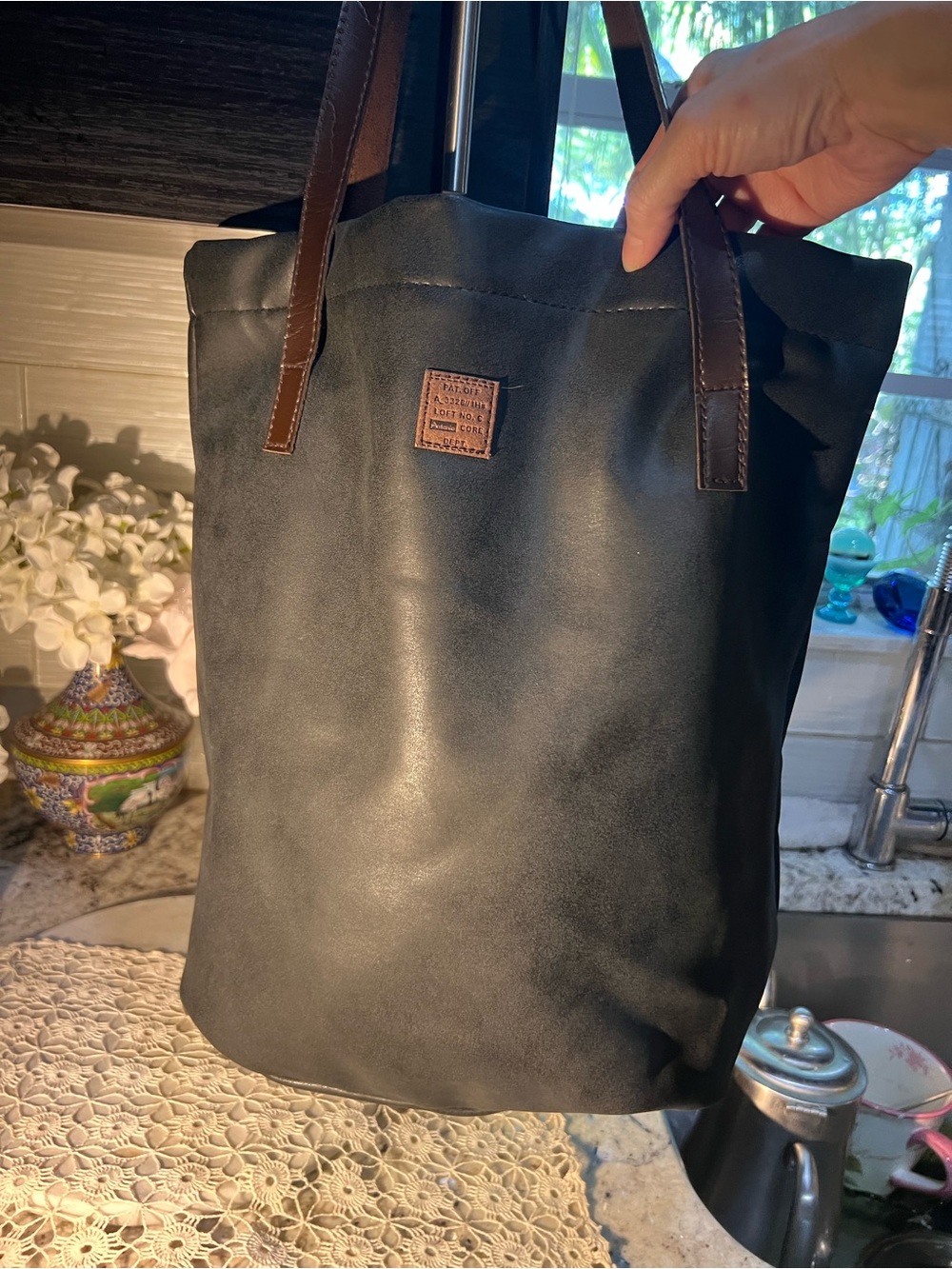 Antonio Faux Leather Carry All Tote New without Tag